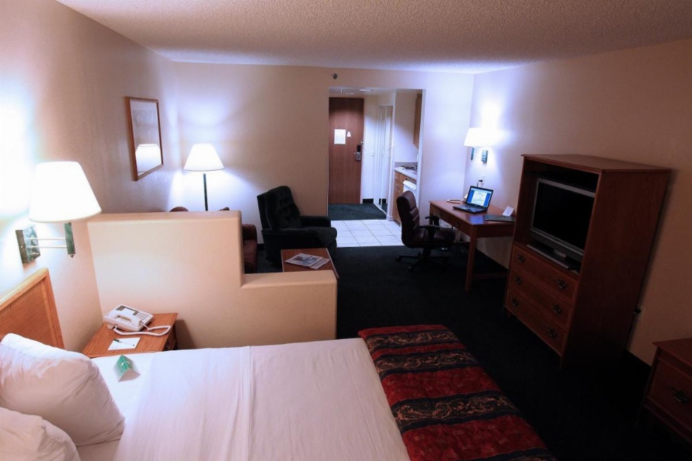 King Suite with Sofa Bed - Non-Smoking