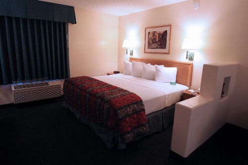 Gateway Studio Suites image 27