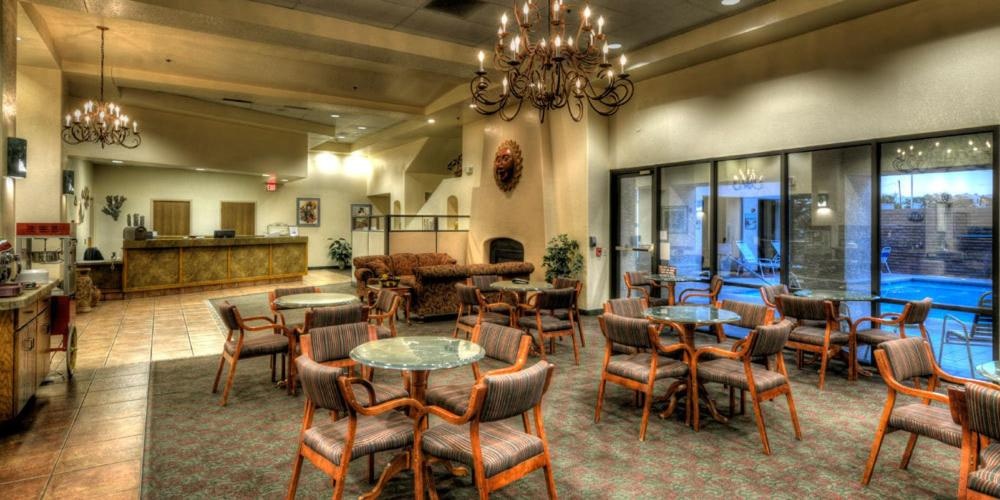 Gateway Studio Suites Image 30